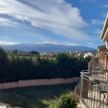 Holiday home Magnolia Con Parcheggio Privato Giardini Naxos